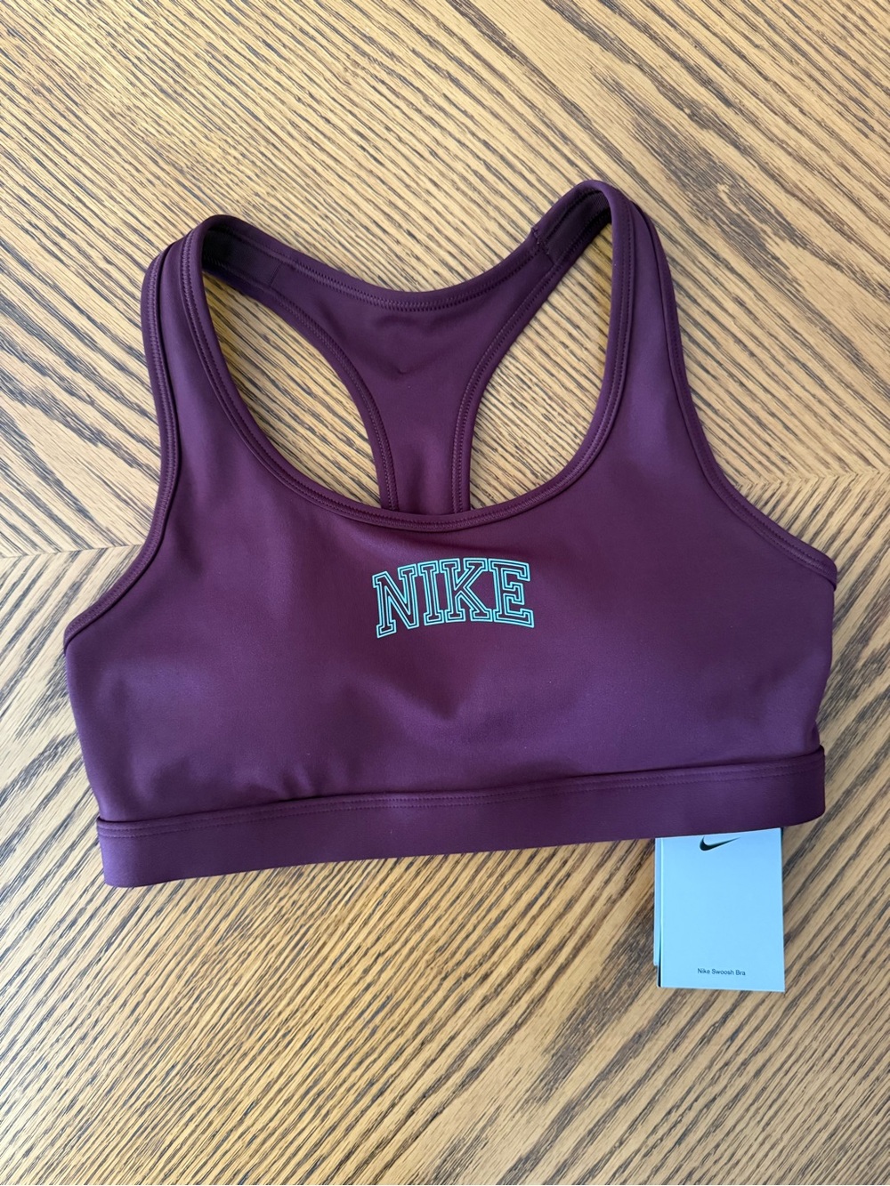 NIKE Swoosh Medium Support Padded Sports Bra - Burgundy Crush